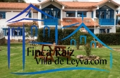 vista de dos cabañas