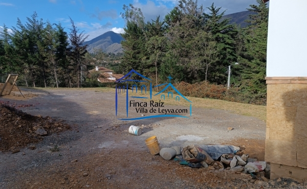 entrada al lote